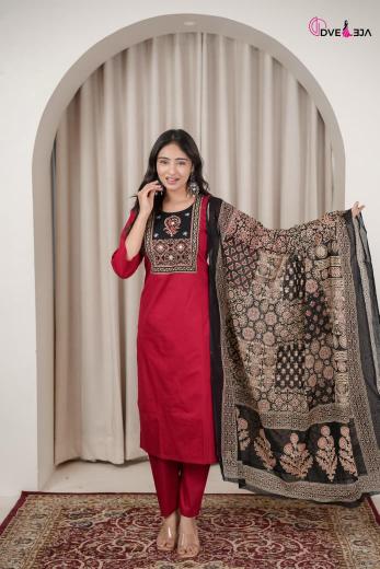 Dveeja sadhana 3pcs wholesale lucknowi kurti